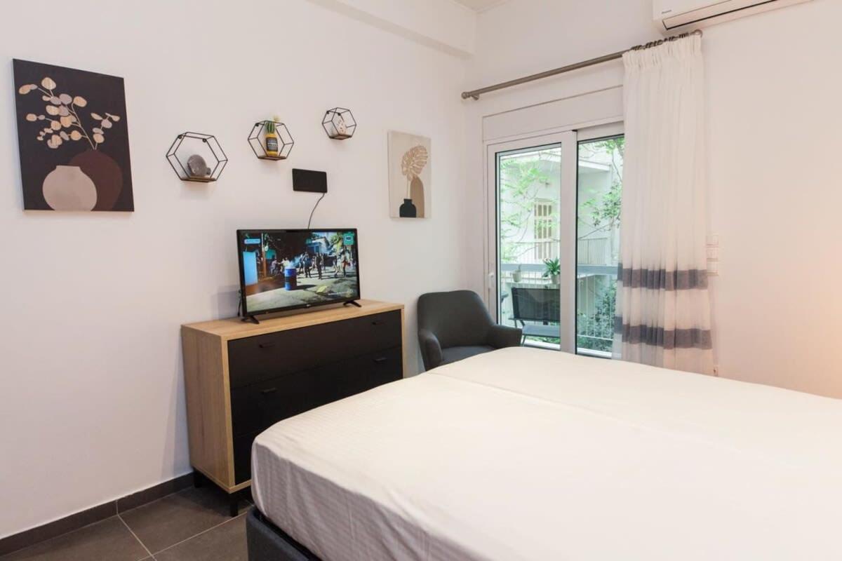 Elegant Urban Escape 1 Bd Apt In Kolonaki Atenas Exterior foto