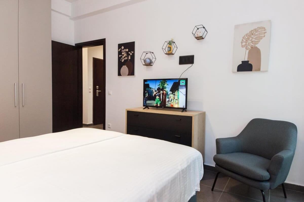 Elegant Urban Escape 1 Bd Apt In Kolonaki Atenas Exterior foto